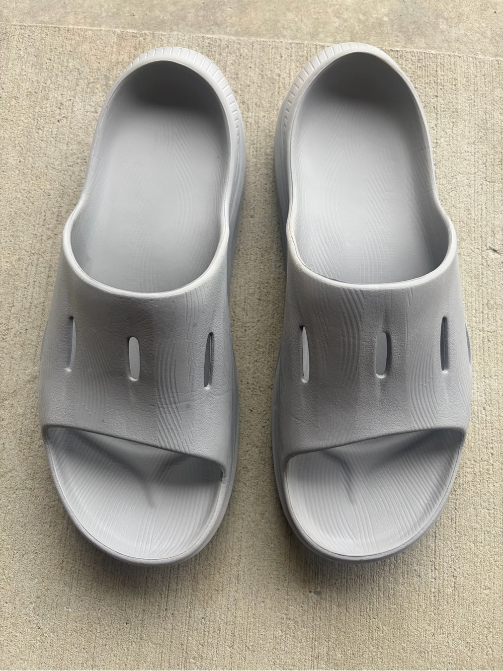 Hoka Ora Recovery Slide 3